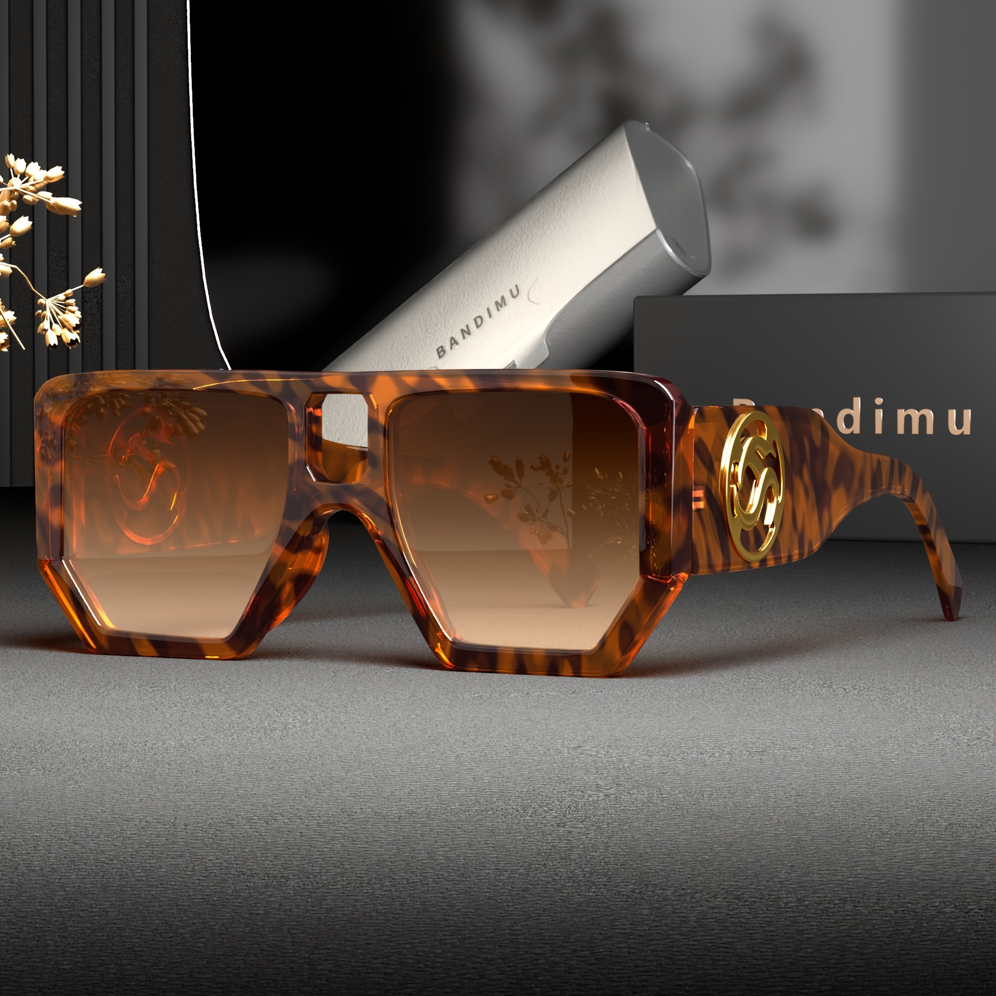 

Bandimu Trendy Square Frame Fashion Glasses, Fashionable & Versatile For Casual Attire