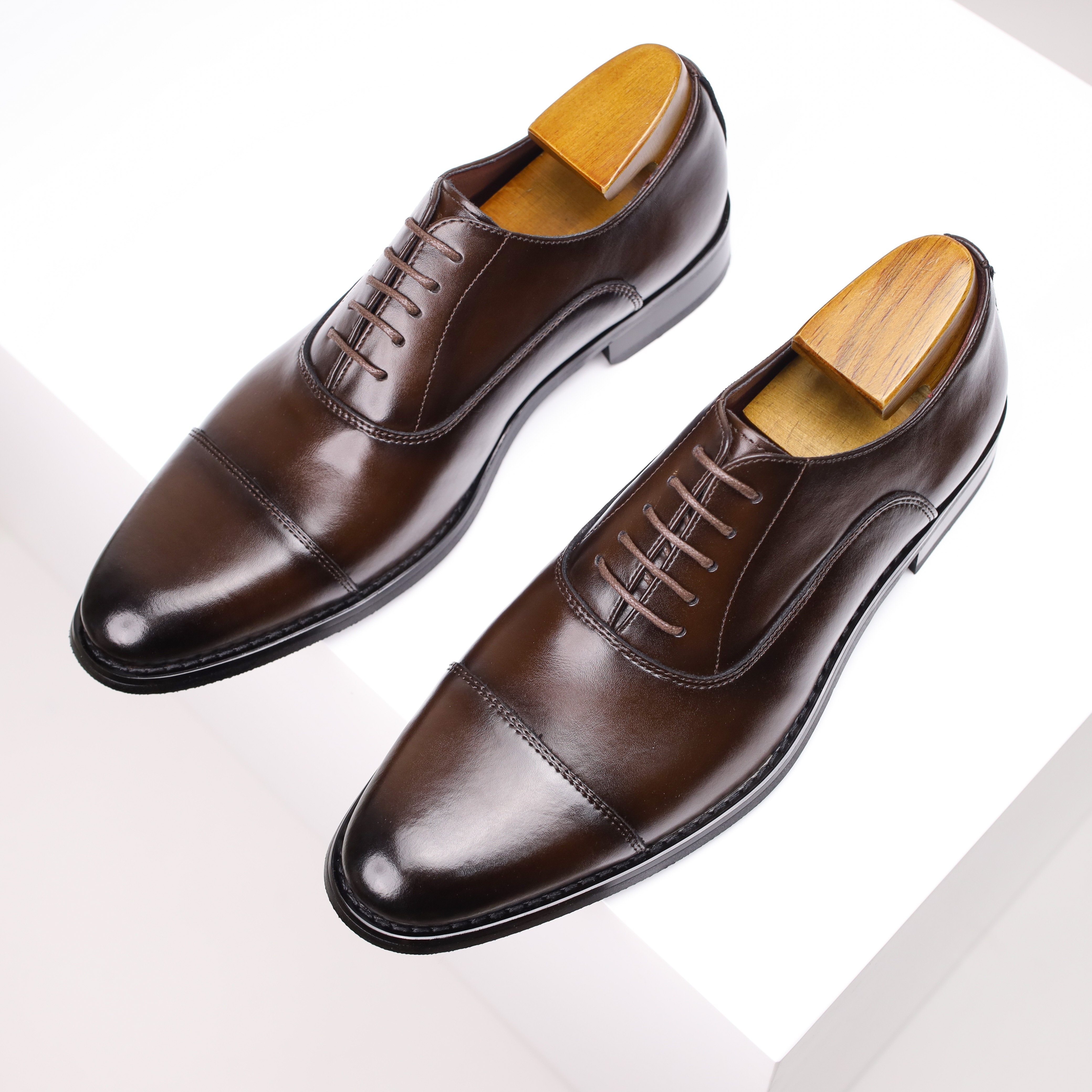 mens business dress shoes classic cap toe oxford shoes  display picture 1
