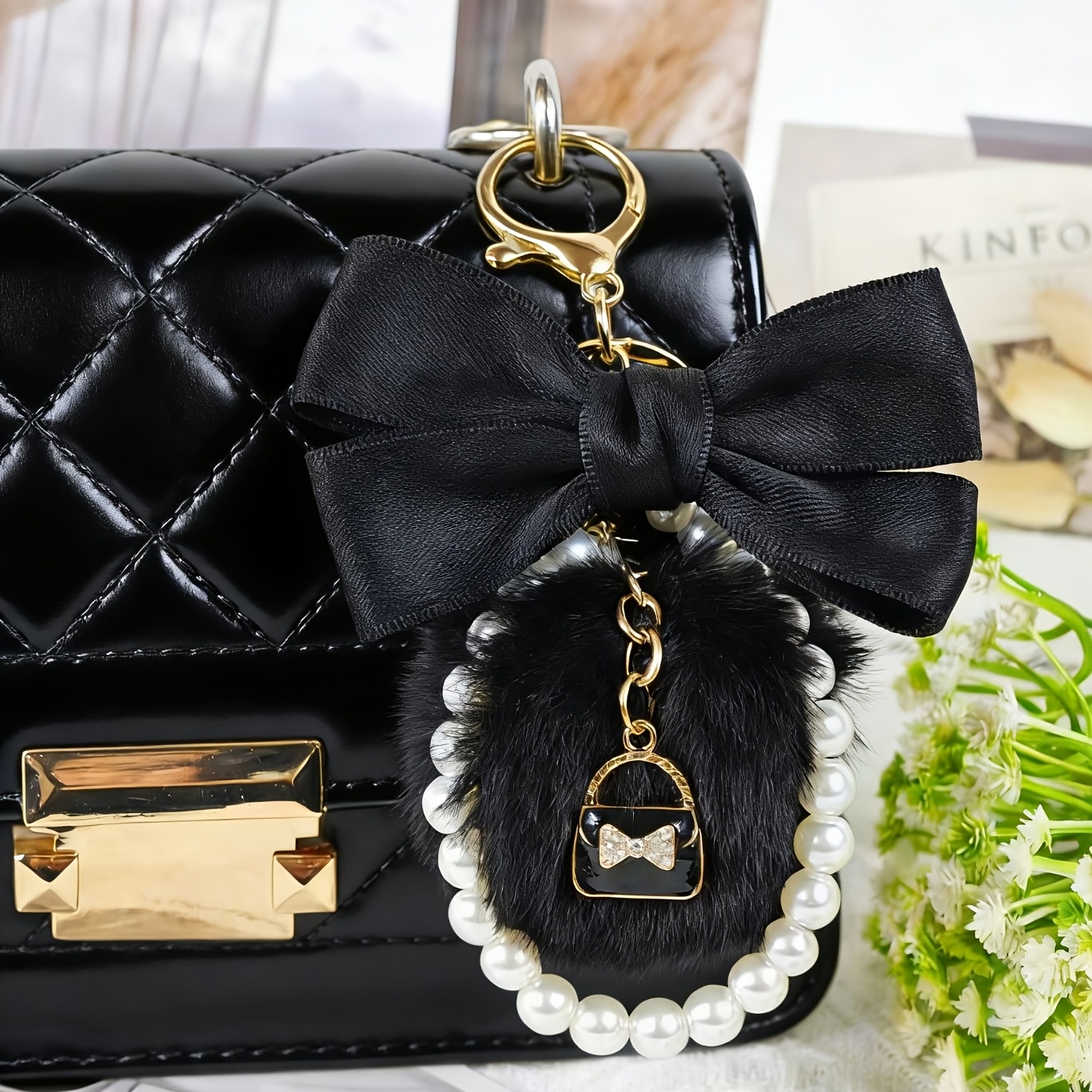 TEMU Portachiavi con pompon e , 1 pz accessorio per auto e borse, regalo per e famiglia, materiale in di