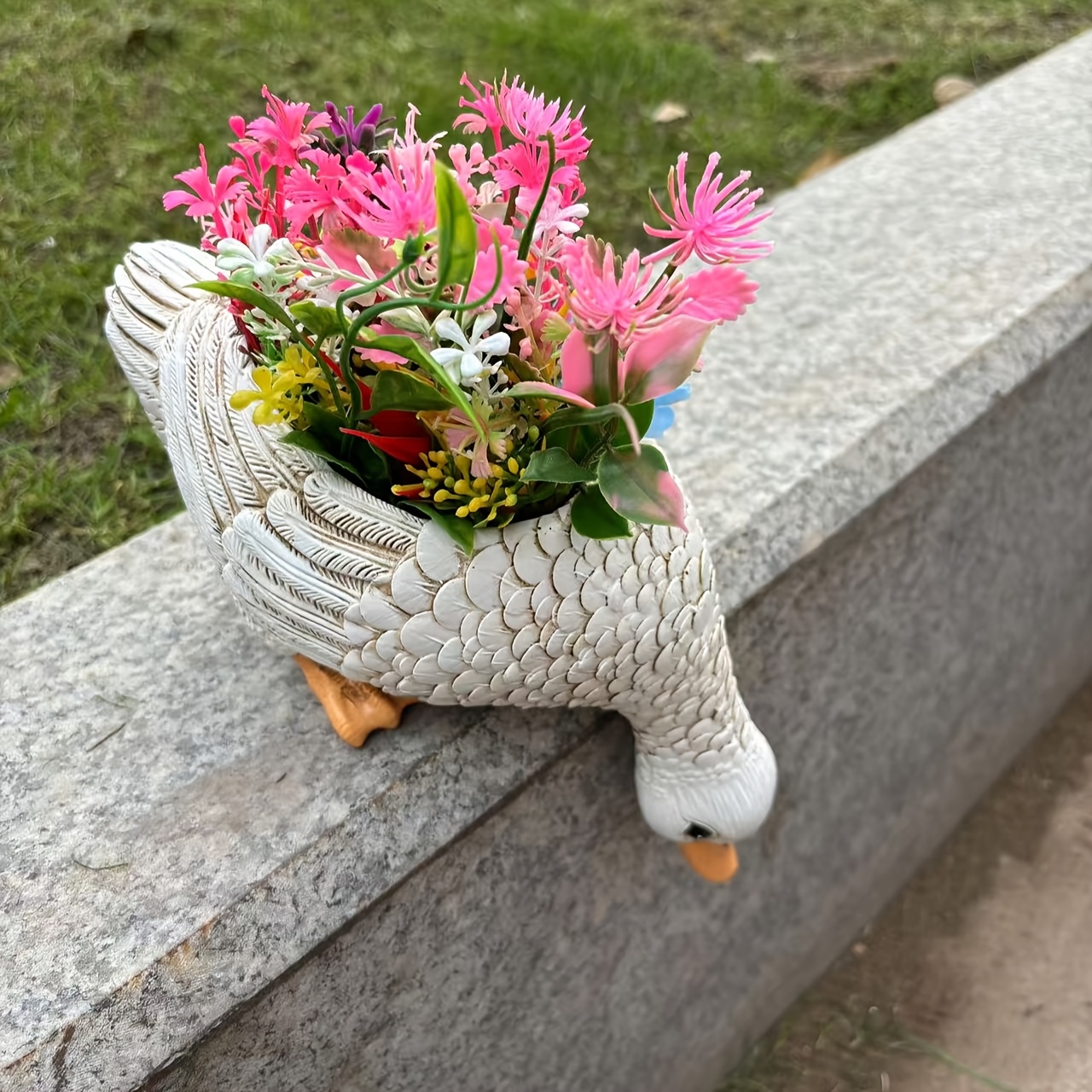 

Duck Succulent Planter - Resin Garden Decor With Flowers, Indoor/outdoor Animal-shaped For Living Room, Balcony, Or Yard