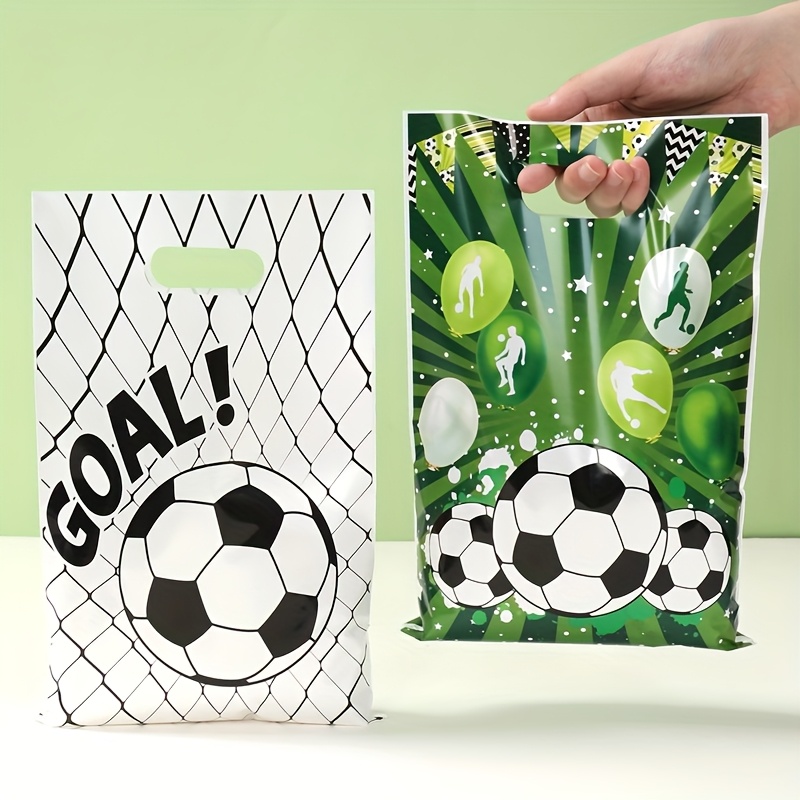 50 Sacchetti Regalo A Tema Calcio In Plastica - 17x25 Cm Per Festa Compleanno Bambini E Caramelle - 2