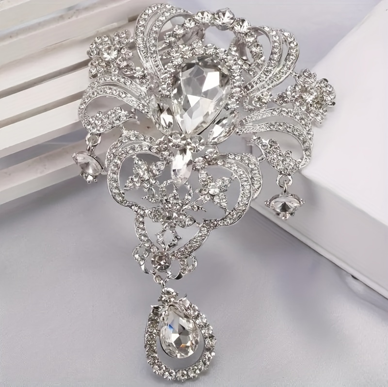 Elegant Floral Crystal Brooch Pin with Rhinestone Accents and Alloy Base for Women - Luxurious Party Jewelry Gift details 0