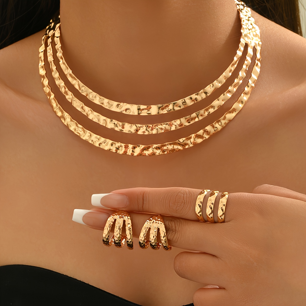 TEMU 4pcs Autumn/winter New Women's Fashion Jewelry Set, Middle Eastern Minimalist Geometric Wide Texture Hollow- Stud Earrings, Ring, And Choker,