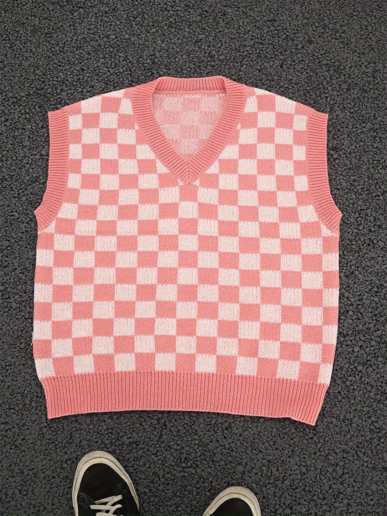 *'s Pink Argyle V-Neck Sleeveless Sweater Vest Loose Fit Academic Casual  Knit Top for Spring Fall, Breathable Layering Essential, Seasonal Trans