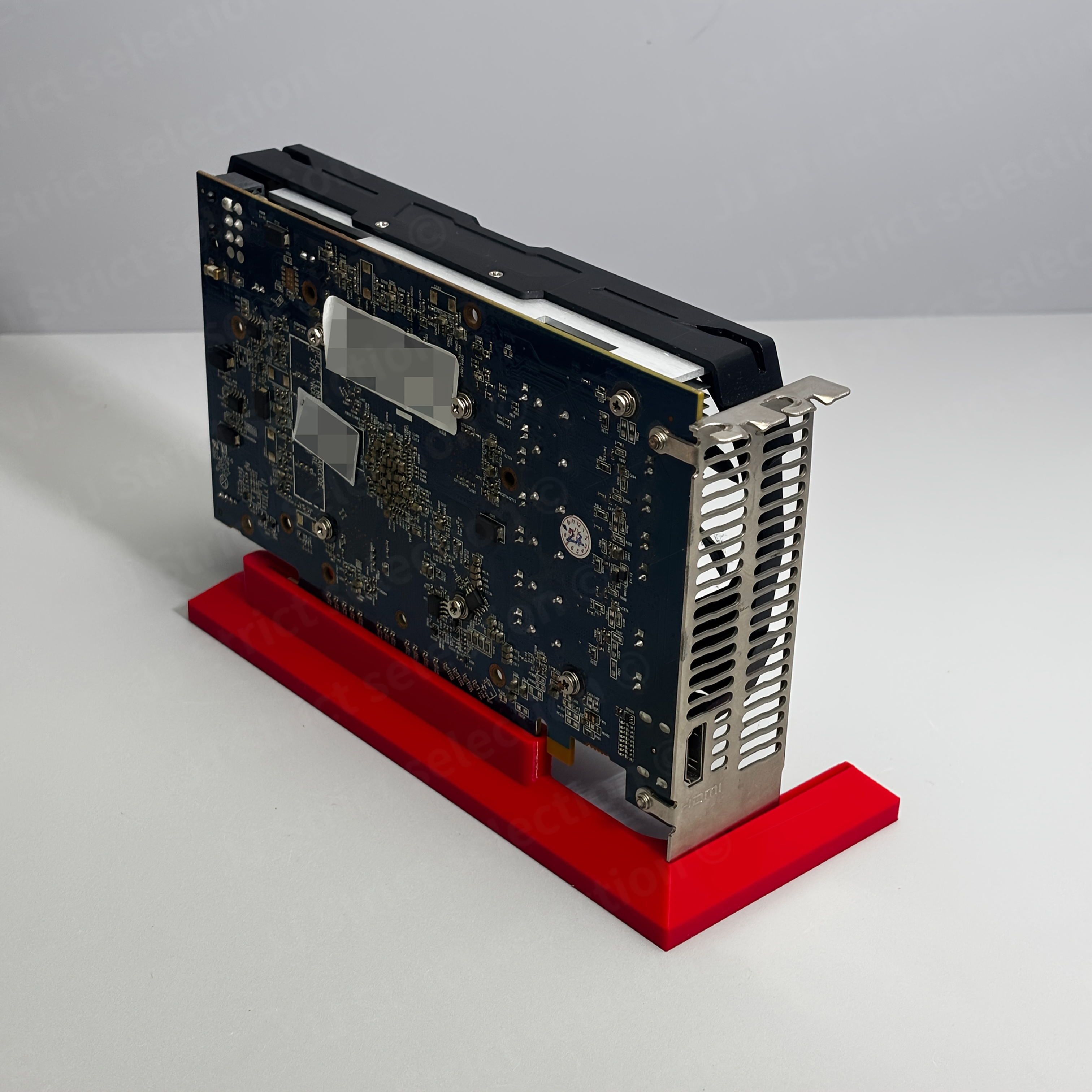 graphics card display case DEEPCOOL GH-01 ADD-RGB Adjustable Graphics Card Holder Addressable RGB   Compumarts Egypt