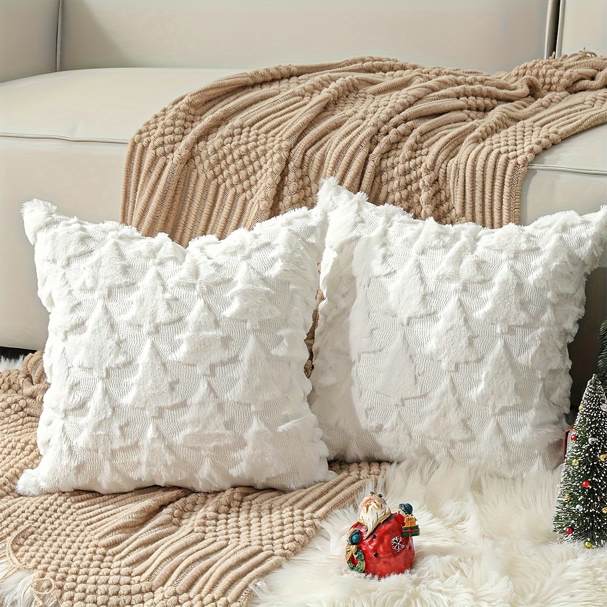 

[customer ] Soft & Fluffy 18x18in Christmas Pillow Cover - Geometric Pattern, Zip Closure, Machine Washable - Holiday & Farmhouse Decor, Christmas Decor