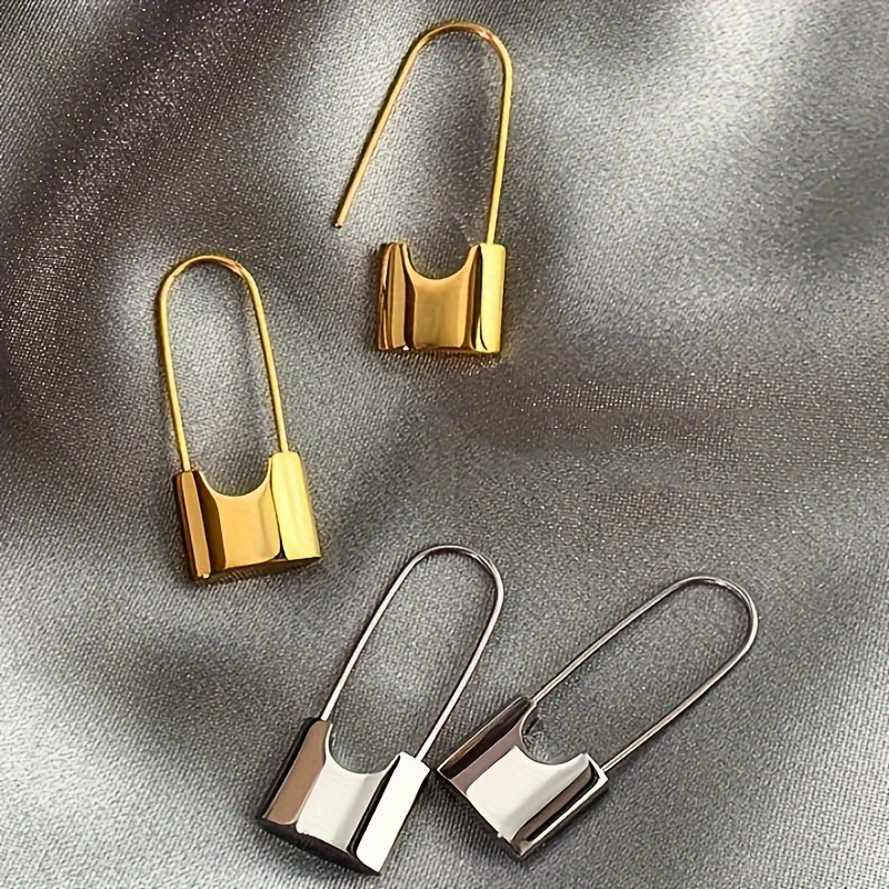 Stylish Dangling Earrings & Lock Shaped Earrings Set