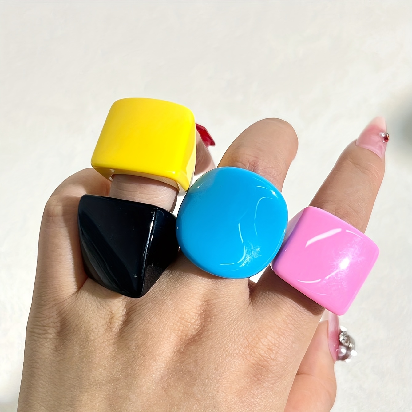 4pcs Simple And Versatile Resin Geometric Texture Ring Colorful Ring Set