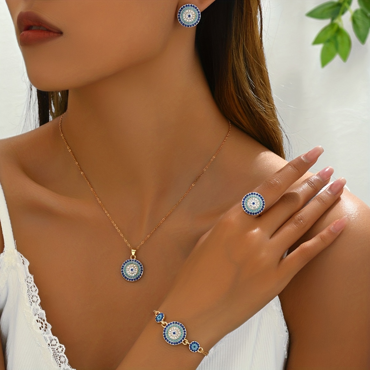 Image of 4pcs/set Women's Fashion Jewelry Set Light Luxury Retro Temperament Round Evil Eye Inlaid Rhinestone Necklace Bracelet Earrings Ring Set Suitable For Women' Casual Wear