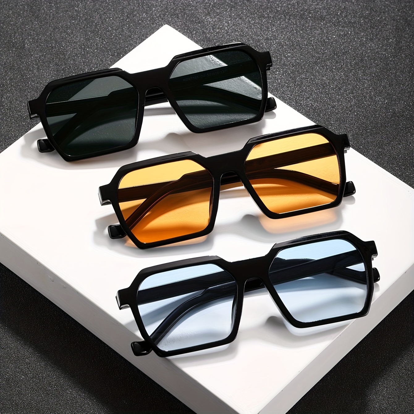 

3pcs Men Casual Classic Trendy Square Frame Fashion Glasses, For Outdoor Vacation, Beach, And Daily Driving Decoration