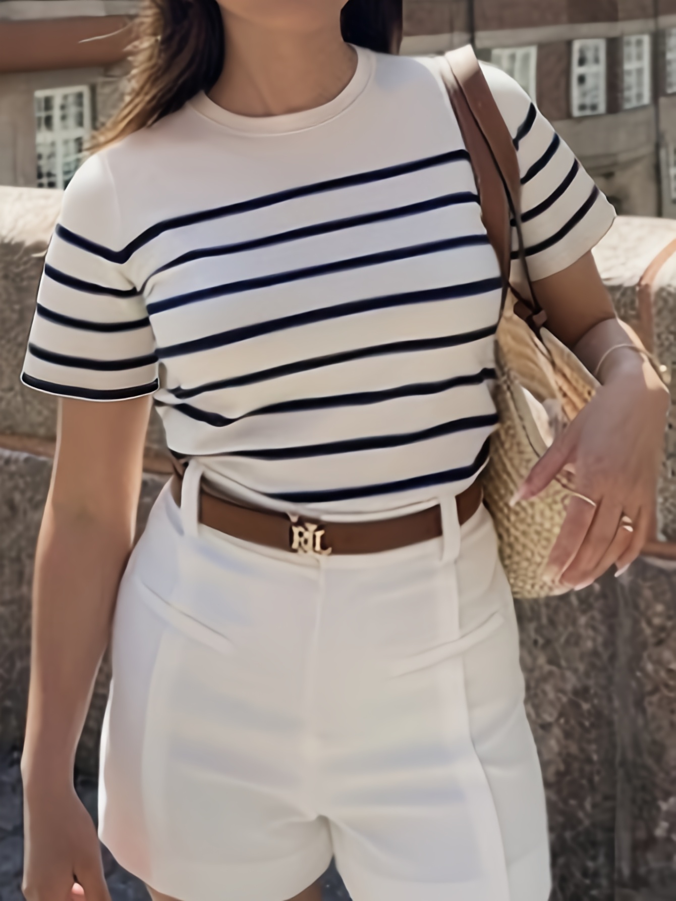 New Women'S Round-Neck Striped Printed Slim Short-Sleeve T-Shirt, Stylish And Simple for Casual Wear.