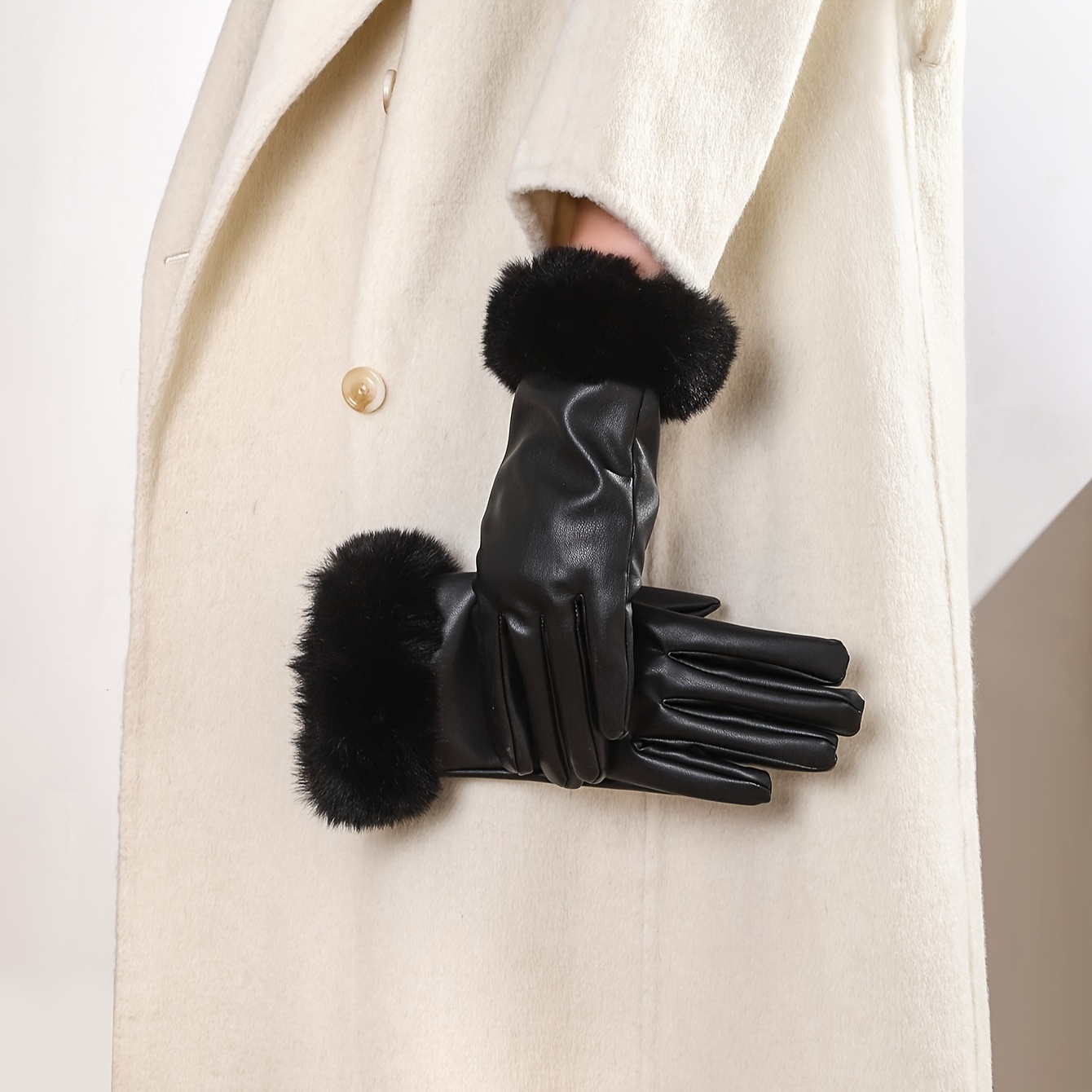 

Women's Screen Pu Leather Gloves With Faux Fur Cuff - 50% Polyester, Only, Full Finger Thermal Gloves For Casual Weekend Use, Inelastic, Woven