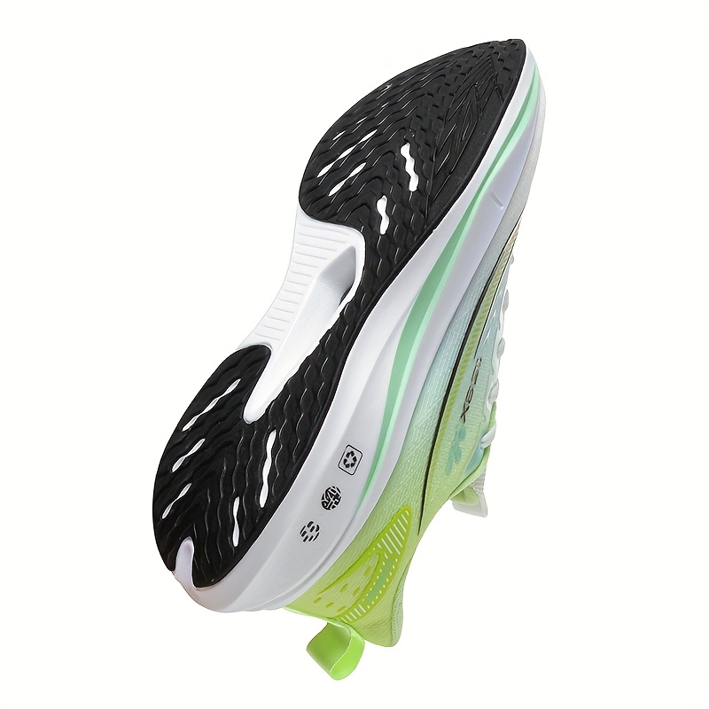 Chaussures de Course pour Hommes – Légères et Respirantes, Semelle Souple Amortissante Pour Usage sur Route & Sentier Chaînes Multifonctionnelles Antidérapants Adaptées au Marathon Triathlon VTT Cyclisme Gym Aérobic Randonnée Alpinism Port Quotidiens Mode Urbaine Style Sport Chaussettes d'Entraînements en Salle Entrainement à la Coupe du Monde Moderne Conception Durable Construction Solide Coussinée