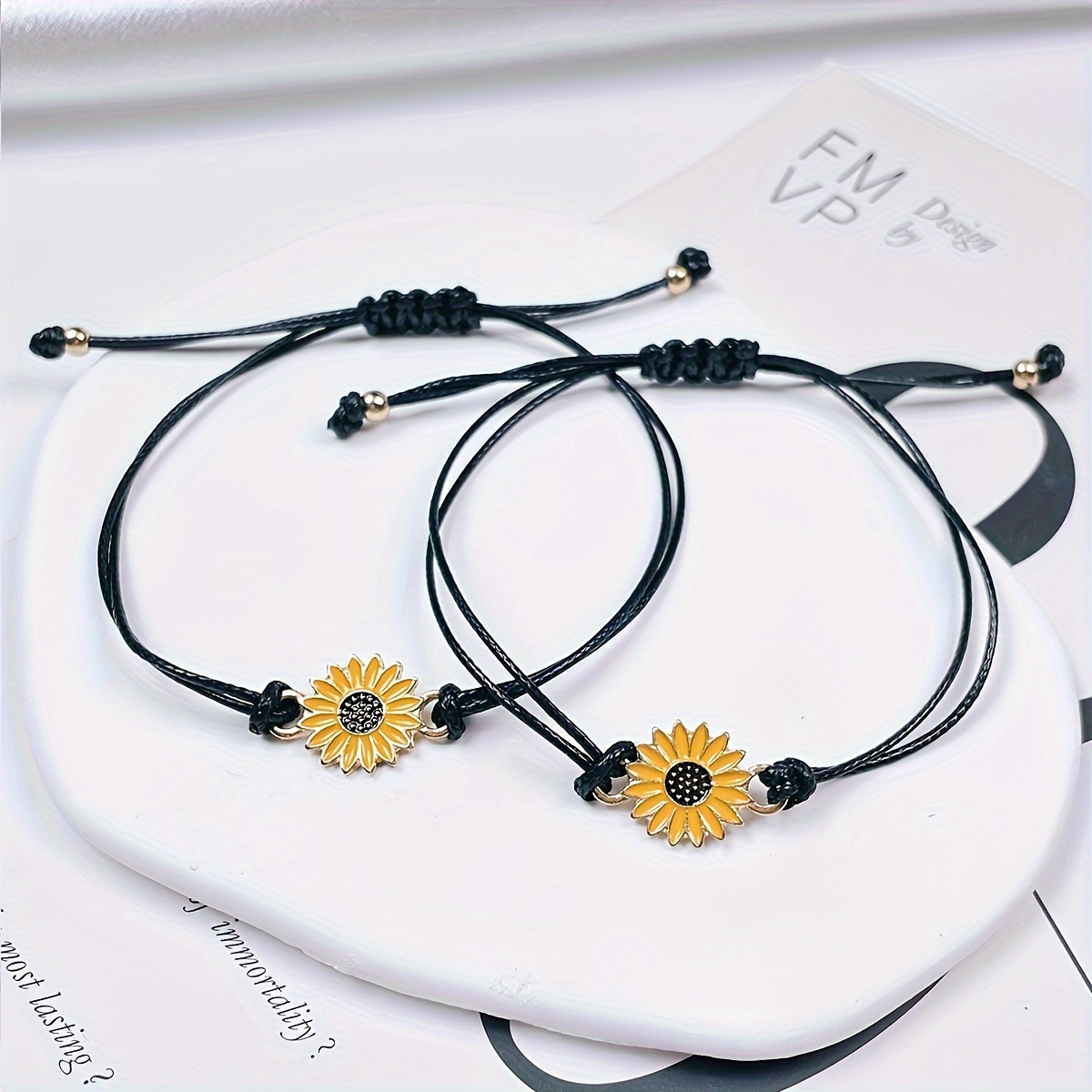 

2 Pcs Sunflower Bracelet Set - Adjustable Black Friendship Bracelets With Floral Charm, Suitable For Daily Wear And Gift Giving Occasions