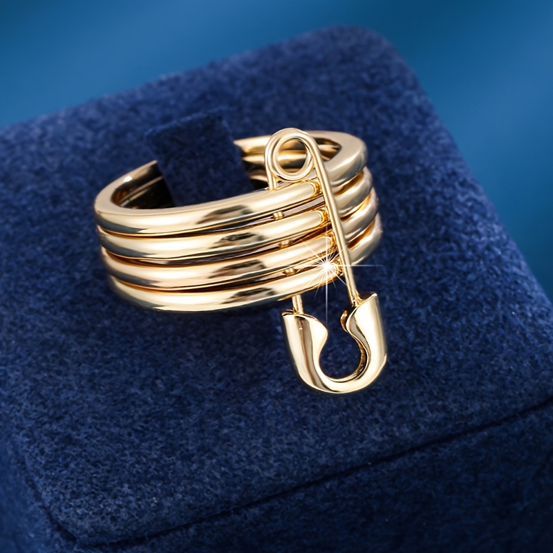 Gender-Neutral Ring That Splits For Custom Design