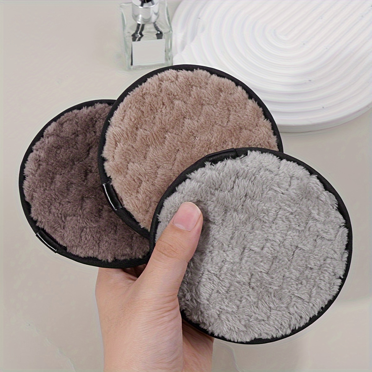 Set Of 3 Cleansing Sponges, The Skin, Soft And Non-irritating, Perfect For Removing Makeup