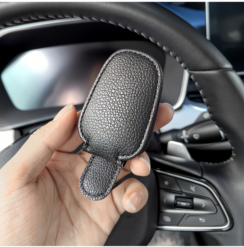 1pc Car Sun Visor Glasses Holder, PVC Material, Vehicle Eyewear Clip, Auto Interior Accessory, Storage Organizer for Glasses
