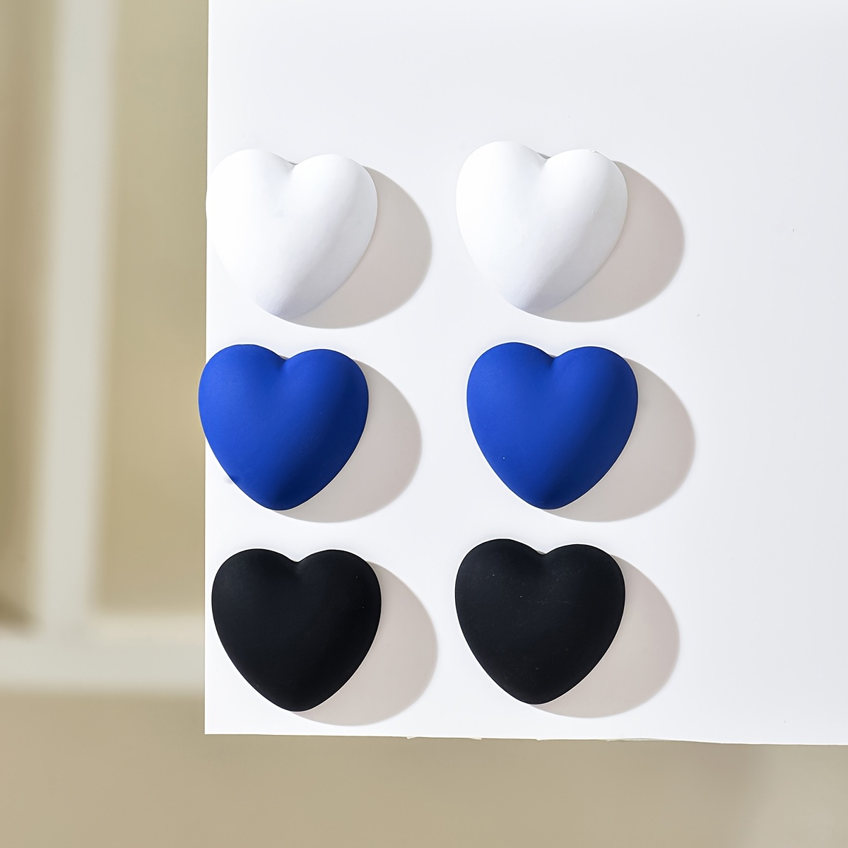 Image of 6pcs Of Women's Fashion Earrings Acrylic Small Love Heart Peach Heart Korean Style Earrings Suitable For Gift Party Wear