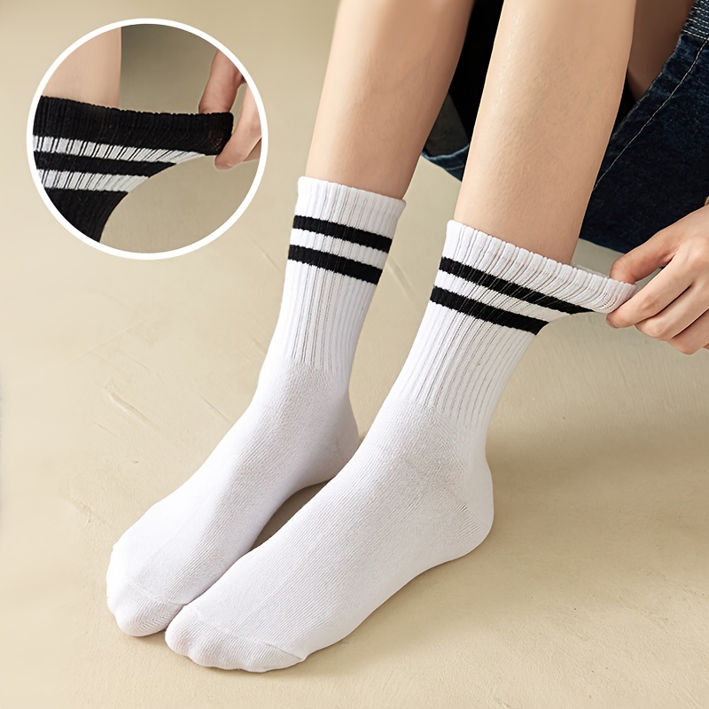 3/6 Pairs of Striped Sports Breathable Women's Socks