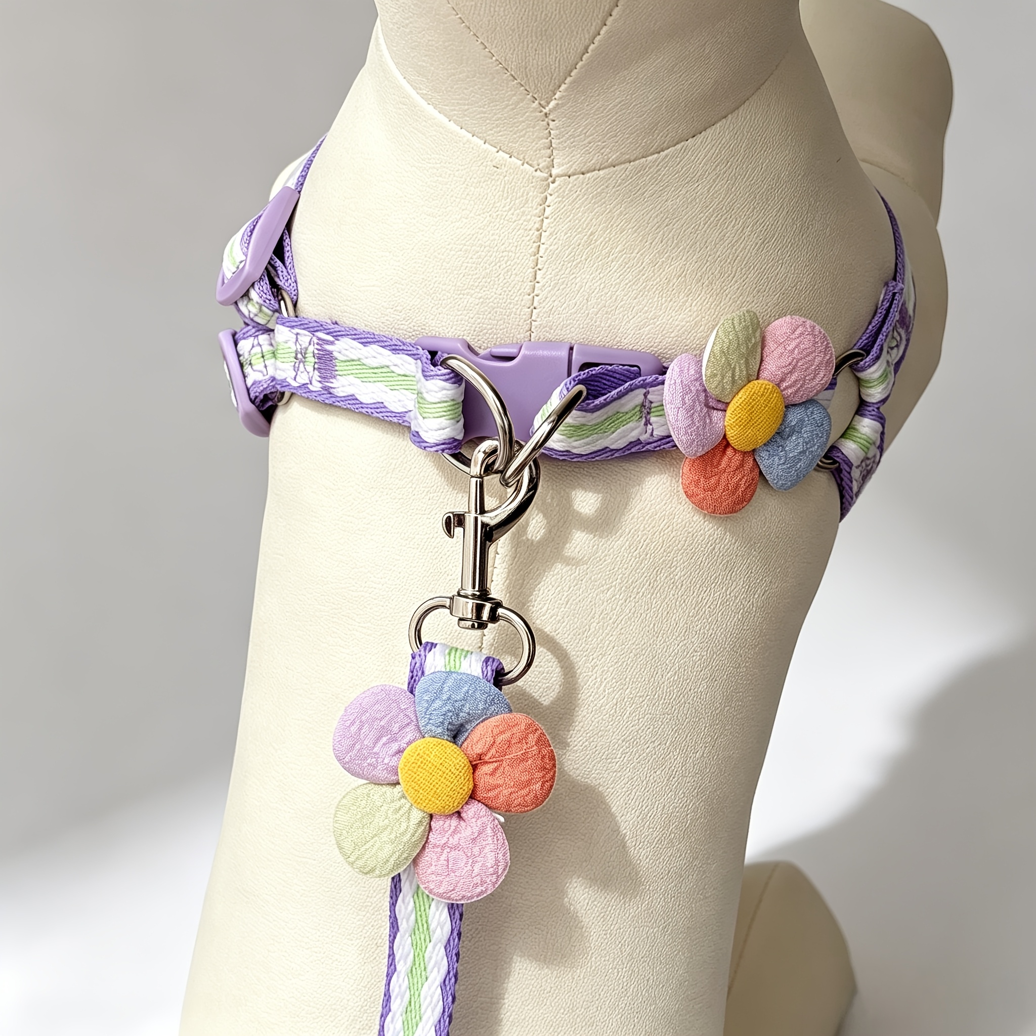 2pcs Striped Pet Harness and Leash Set with 3D Flower Decor