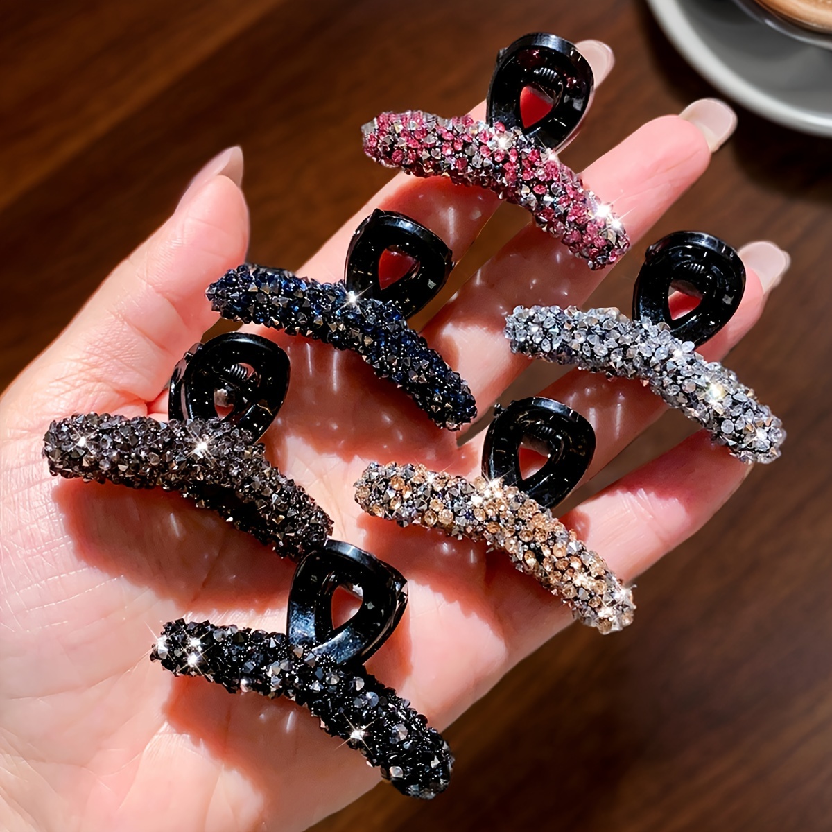 

6pcs Ladies' Sparkling Diamond Small Elegant And Fashionable Half Zip Hair Clip Headwear