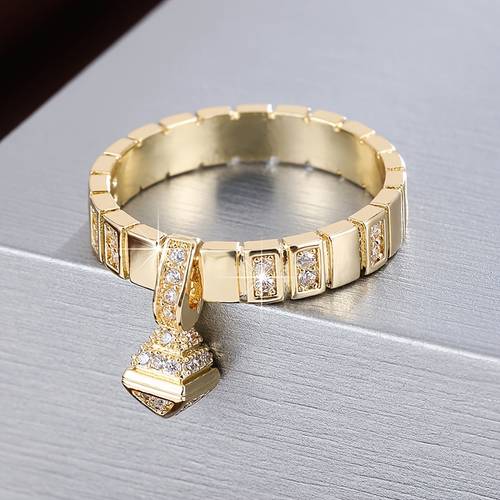 bague pour femme avec pendentif géométrique simple, sertie de synthétique