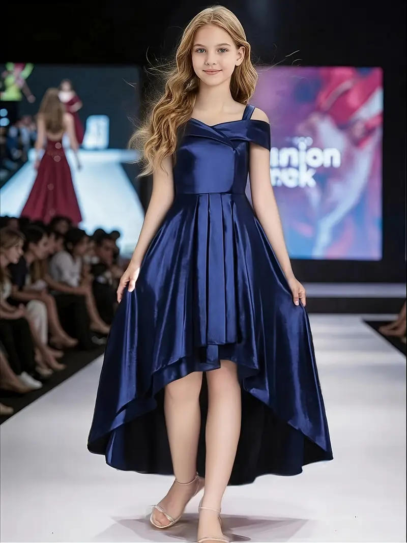 *' Elegant Fashion Off-Shoulder Sleeveless Cinched Waist *-Length Blue Dress, Short Front Long Back, Suitable for Graduation Ceremonies * And Birthday Parties, Side Hidden Zipper Design *' Elegant Fashion Off-Shoulder Sleeveless Cinched Waist *-Length Blue Dress, Short Front Long Back, Suitable for Graduation Ceremonies * And Birthday Parties, Side Hidden Zipper Design