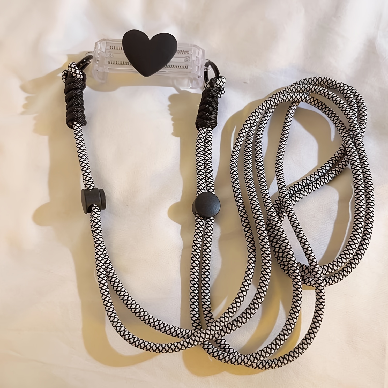 TEMU Korean-style Heart-shaped Phone Case Lanyard/diagonal Contrasting Color Wrist Strap/cool And Trendy Unisex/adjustable Anti-drop Phone Case