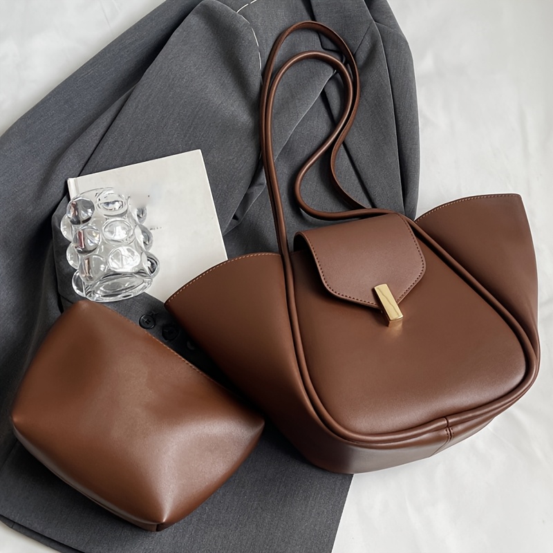 Image of Simple And Stylish Women's Handbag With A Mother-daughter Bag Design, Featuring A Metal , Including , A Practical Everyday Commuter Bag | Shopping Bag | Shoulder Bag