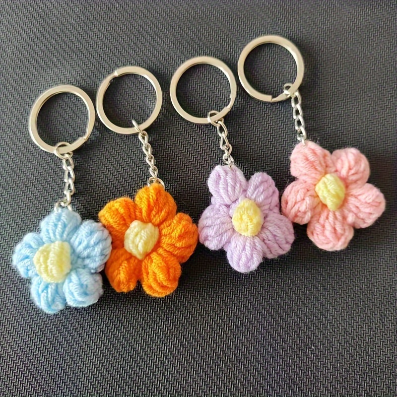 E-shop 4er-Set handgefertigte gewebte Blumen-Schlüsselanhänger, süßer Stil, Stoffmaterial, geeignet für