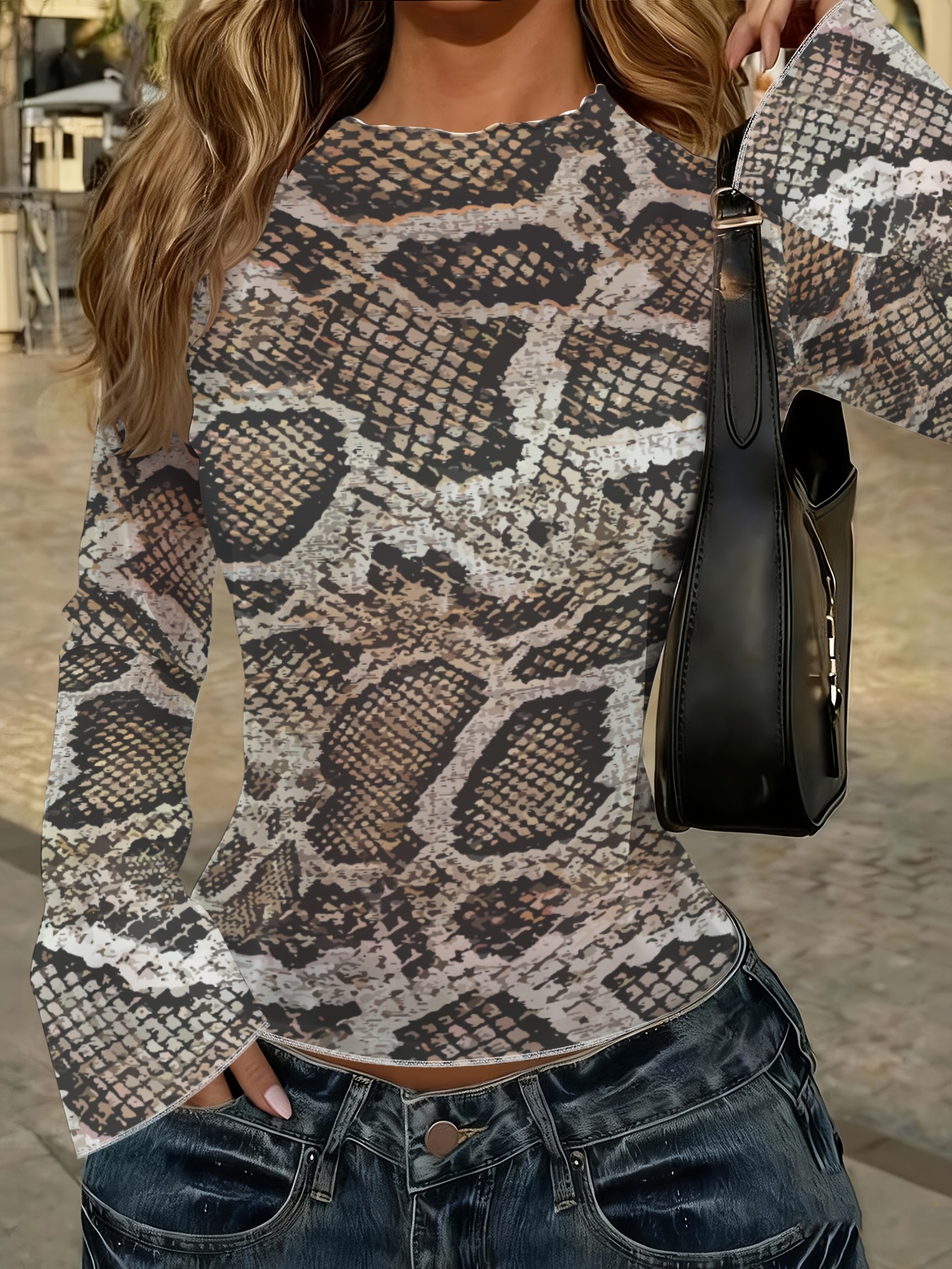 snake skin shirt sold on Temu Japan