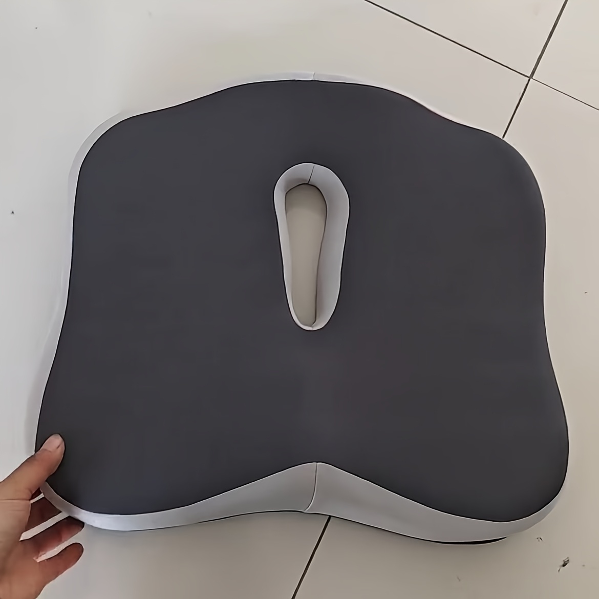 1 Memory Foam Seat Cushion, With Central , Suitable For Office, Home, Or Car Seats For Long Sitting, Soft Support With Non-slip Bottom