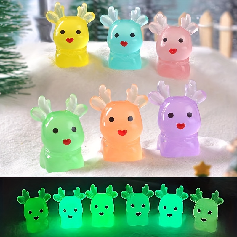 

Festive Glow-in-the-dark Reindeer Figurines - Pack Of 1/6, Resin Crafted Christmas Decor, No Electricity Needed, Miniature Collectibles For Party Gifts & Keepsakes