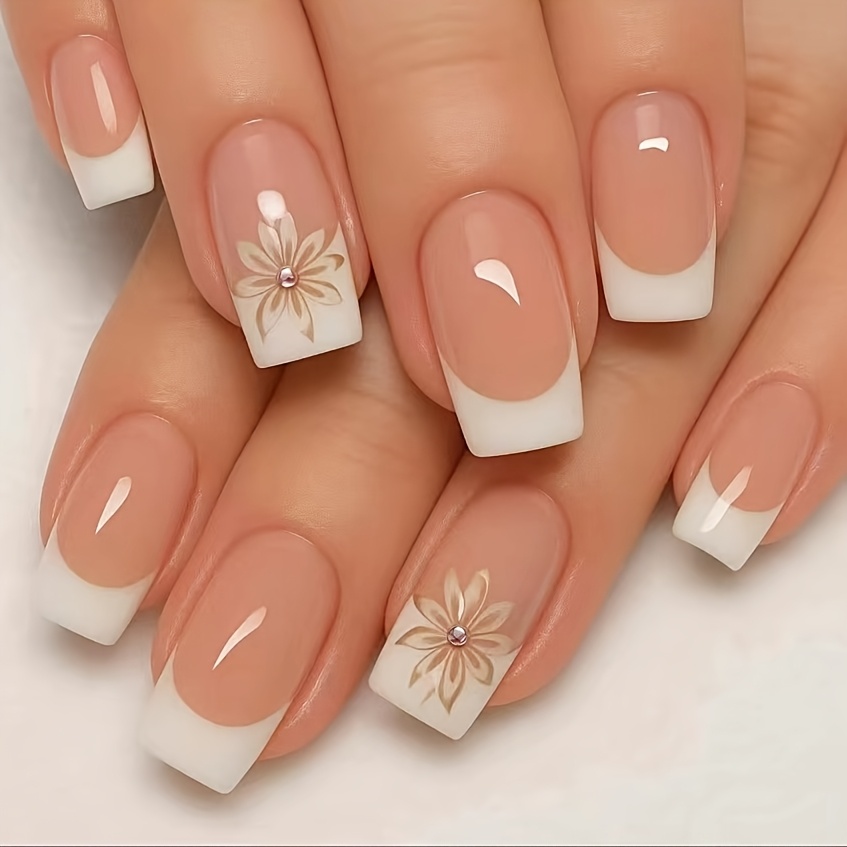 E-shop Damen Quadratische Falsche Nägel Set | Mittellang, Stil mit Blumenmustern, Französischer Weiße Ränder und Diamantverzierungen | Glänzendes