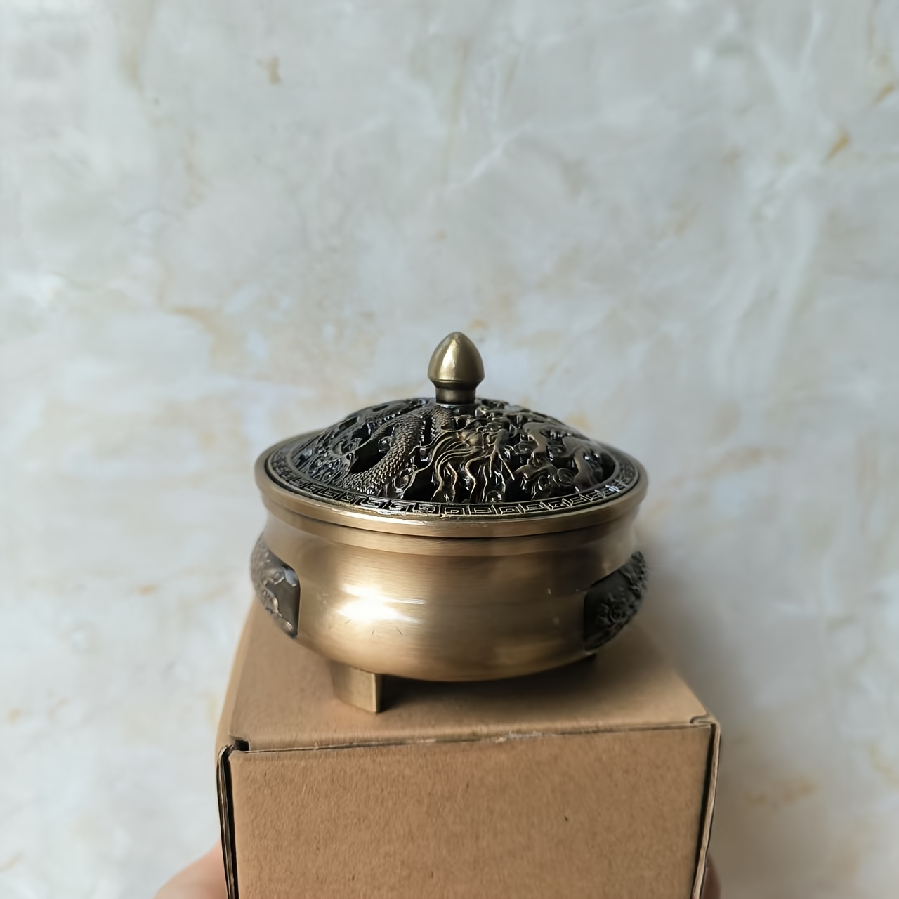 E-shop Antiker Bronze-Stil Räucherhalter - Dreibeiniger Stabiler Zinklegierung Räucherhalter mit kunstvollem chinesischem Zen-Design für Zuhause,