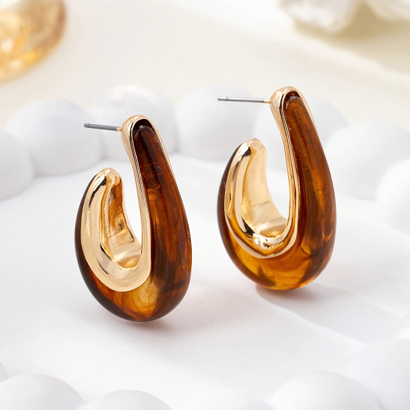 Women's Geometric U-Shaped Water Drop Resin Earrings