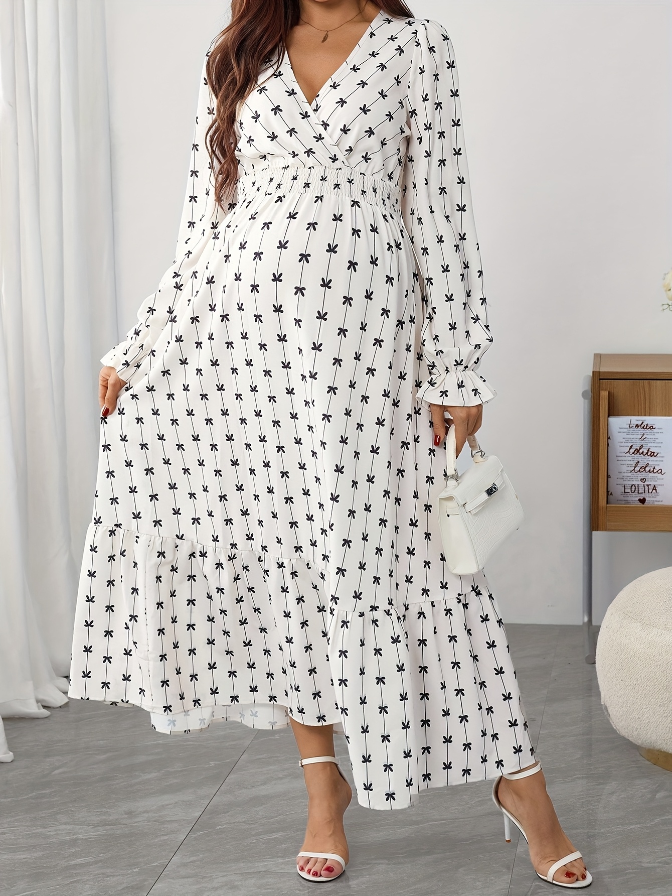 white floral fitted maternity dress Feminine Fit-and-Flare Wedding Dress main image 0