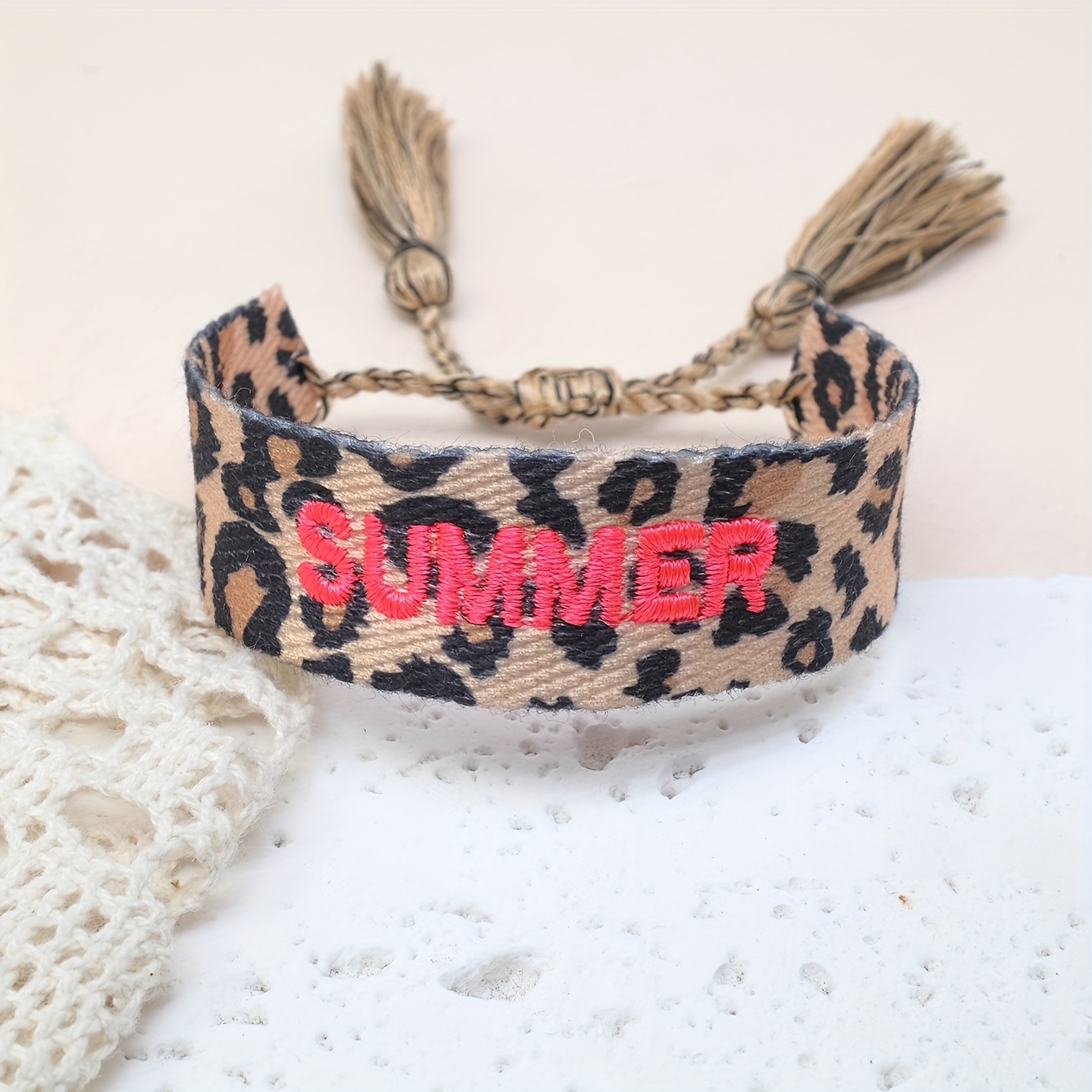 Image of A Stylish And Cute Embroidered Summer Leopard Print Hand-woven Boho Vacation Bracelet, Perfect As A Holiday Gift For , Ideal For Wearing During Travel And Vacations, For Teenager