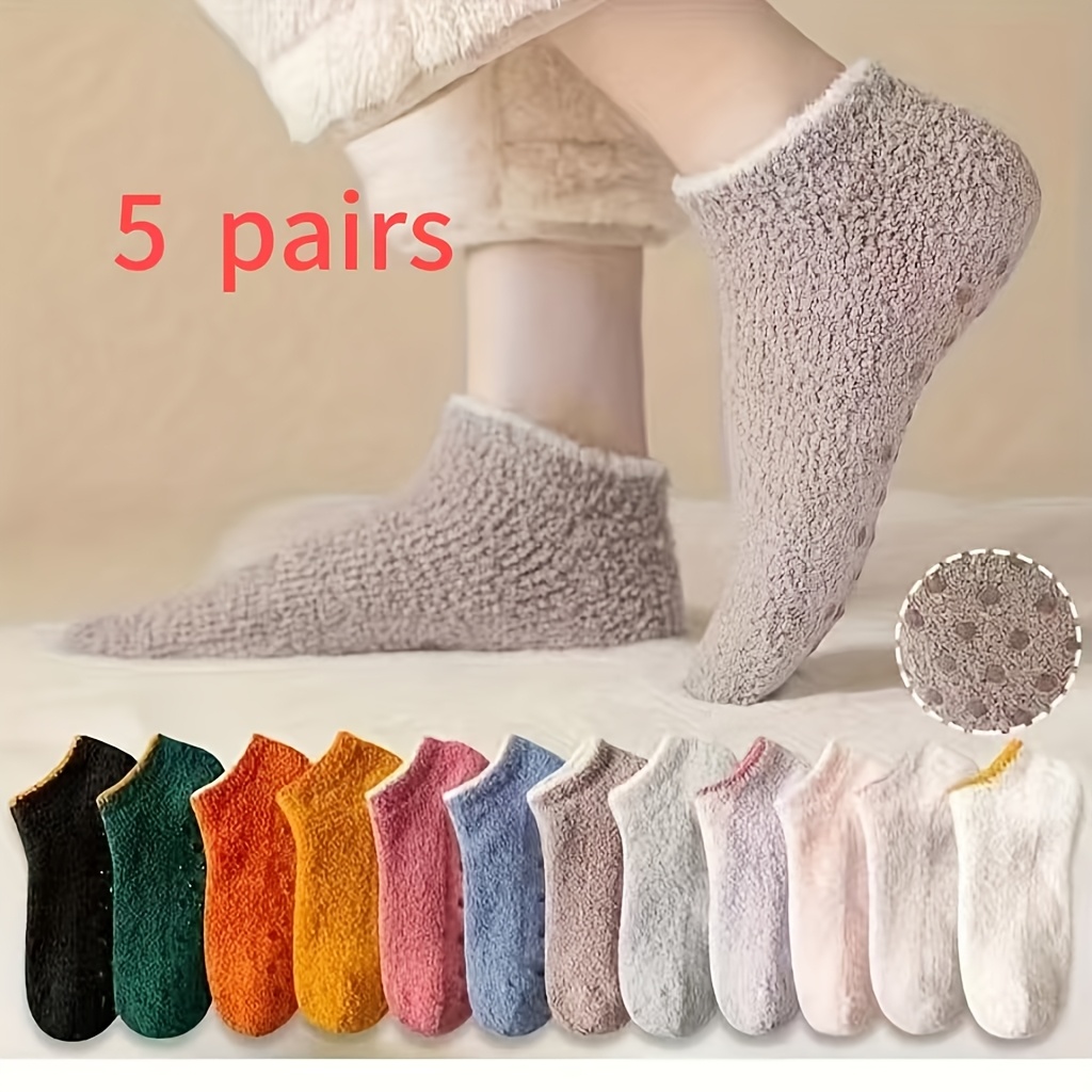Image of Random 5 Pairs Coral Fleece Socks Autumn Winter Thickened Women's Socks Silicone Anti-slip Floor Socks