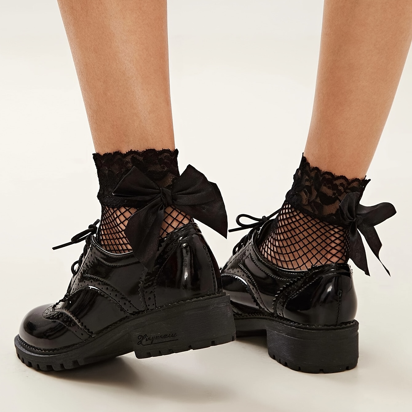 E-shop Atmungsaktive Frühlings- und Sommer-Socken mit Schleife, Fischernetz-Socken mit Spitze und Schleife am Rücken, mittelhoches Netz, kurze