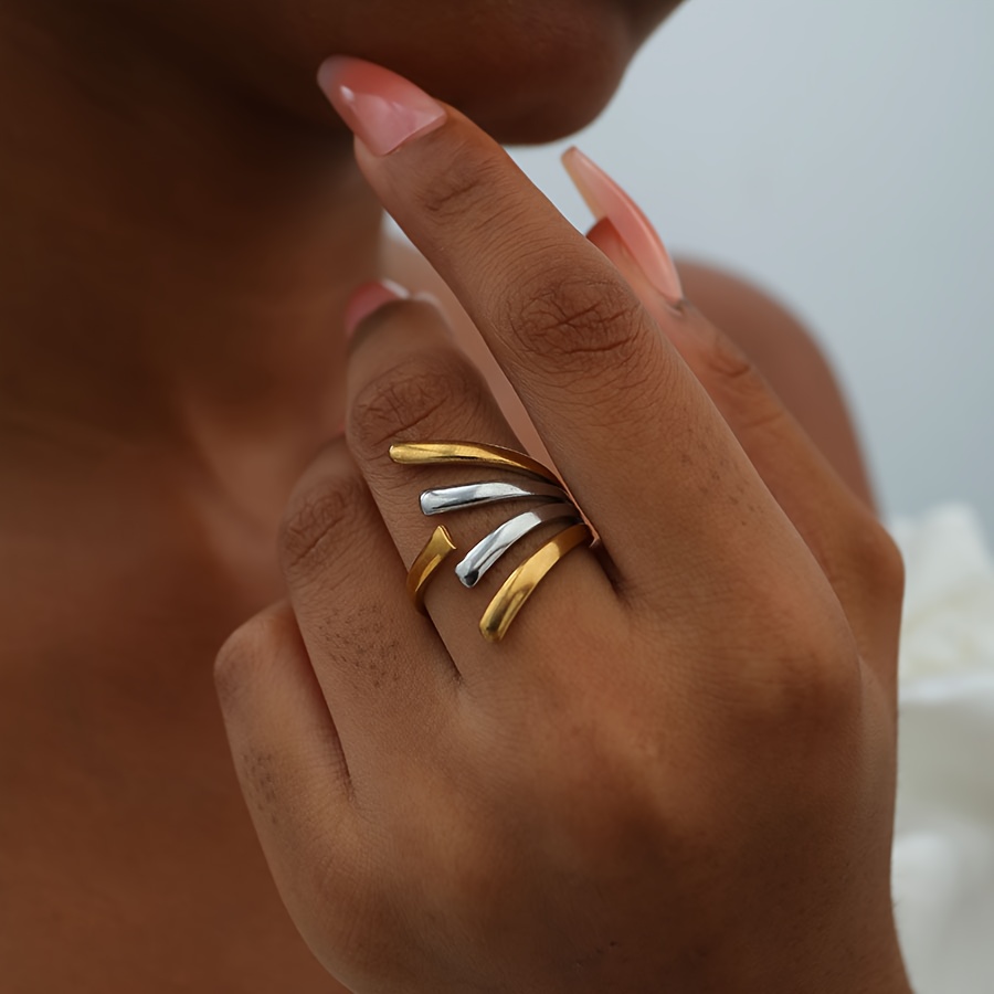 A Women's Fashion Ring Adjuster With A Set Of Lines Stainless Steel Non Fading Golden Silvery Adjustable Ring A Gift Suitable For Halloween And Autumn