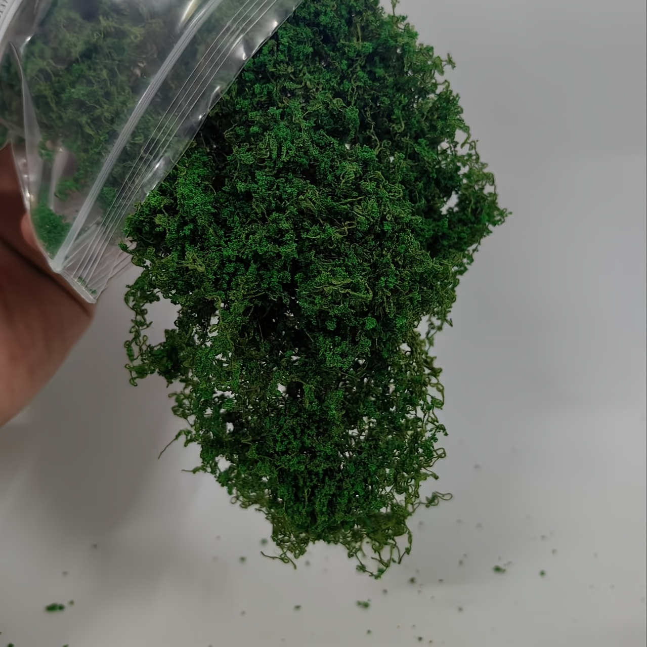 Image of 0.~0.52oz Simulated Ivy, Climbing Vine, Suitable For Micro Landscape Sand Table Model Construction Fairy Garden Decoration, Making It More Realistic And Vivid, Best Gift For