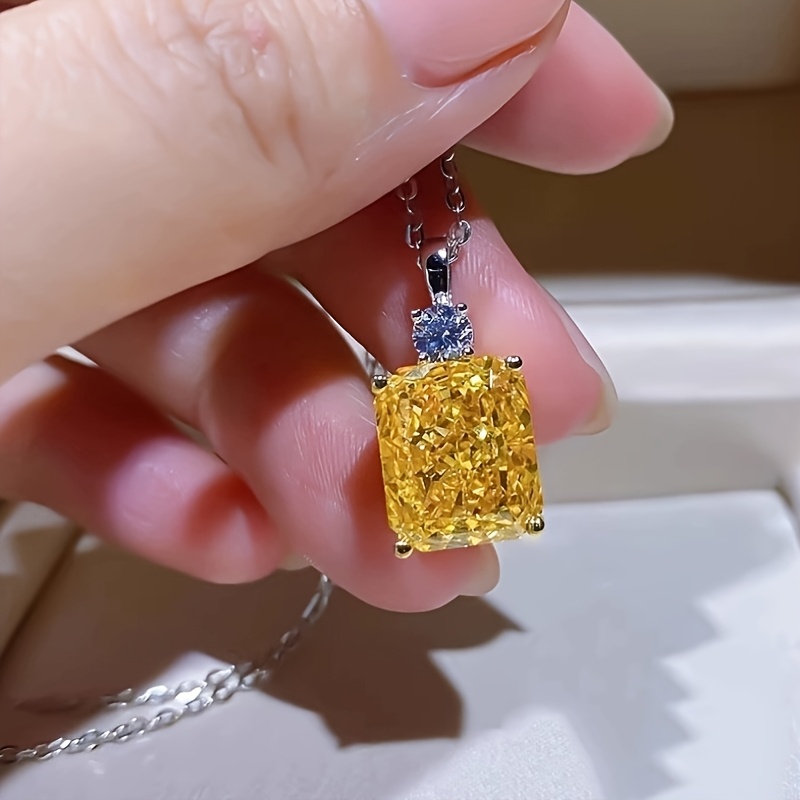 Women Fashion Pendant Necklace Delicate Jewelry Engagement Wedding Party Gift