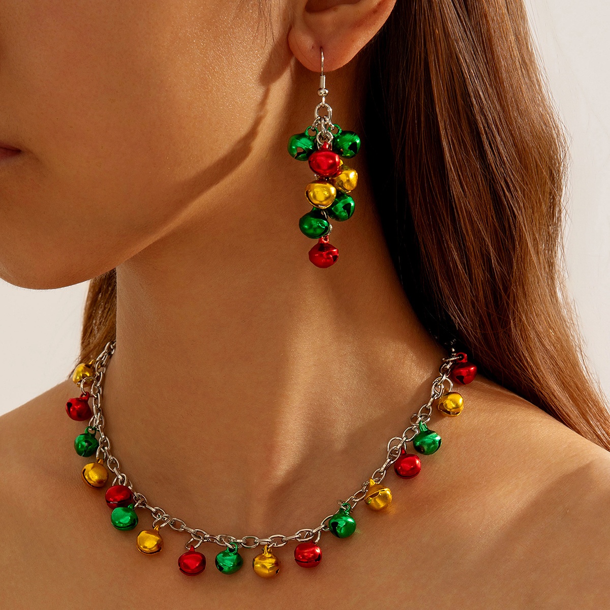 Image of 1pc Necklace + 1 Pair Of Earrings Christmas Vintage Colorful Bell Pendant Jewelry Set With Thick Metal Chain, Suitable For Women's Party And Holiday Outfits, An Ideal Gift For