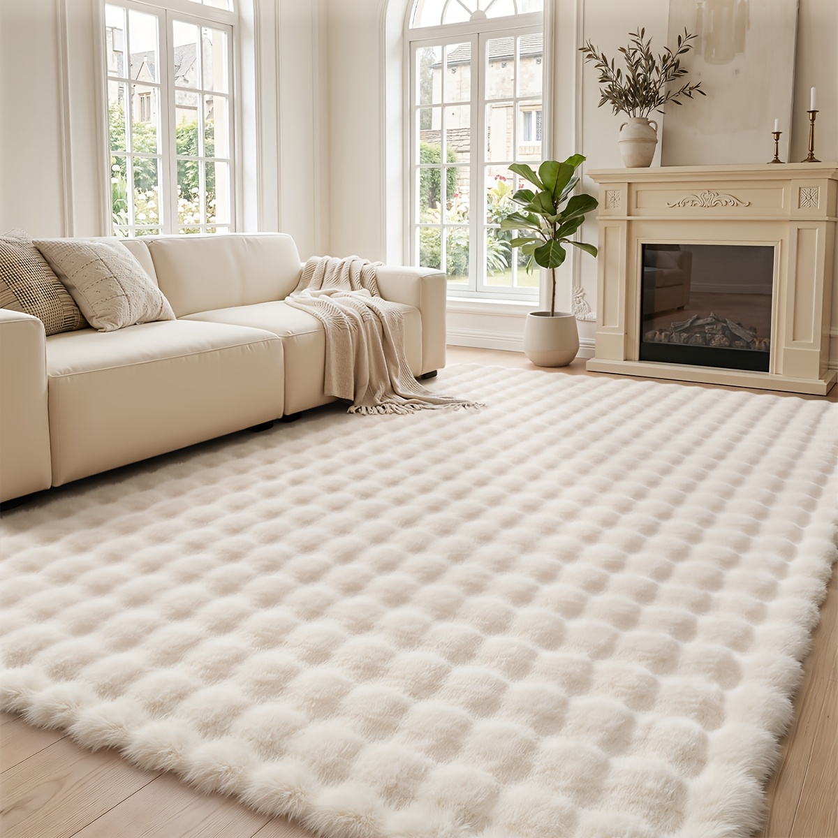*. weicher flauschiger Teppich für Schlafzimmer Wohnzimmer, pelziger Shaggy-Plüschteppich, weicher zotteliger Nachttischteppich, türförmige * rutschfester Teppich * Raumdeko