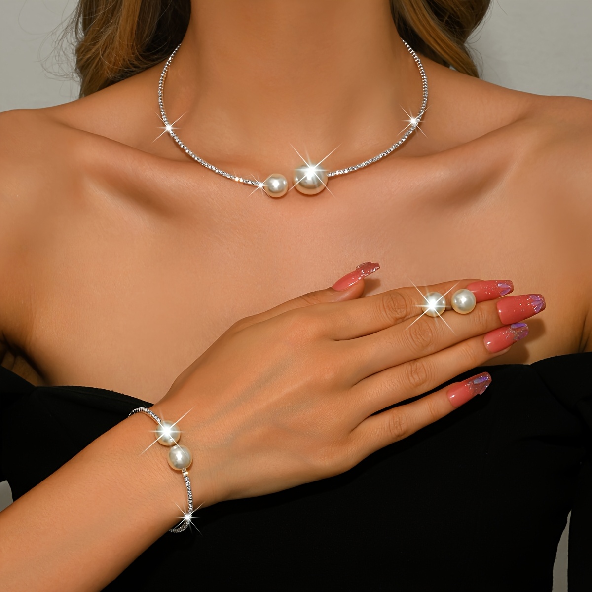 E-shop Elegantes stilvolles Schmuckset für Damen, bestehend aus Halskette, Ohrringen Armband, modisches minimalistisches Choker-Set, vielseitig für
