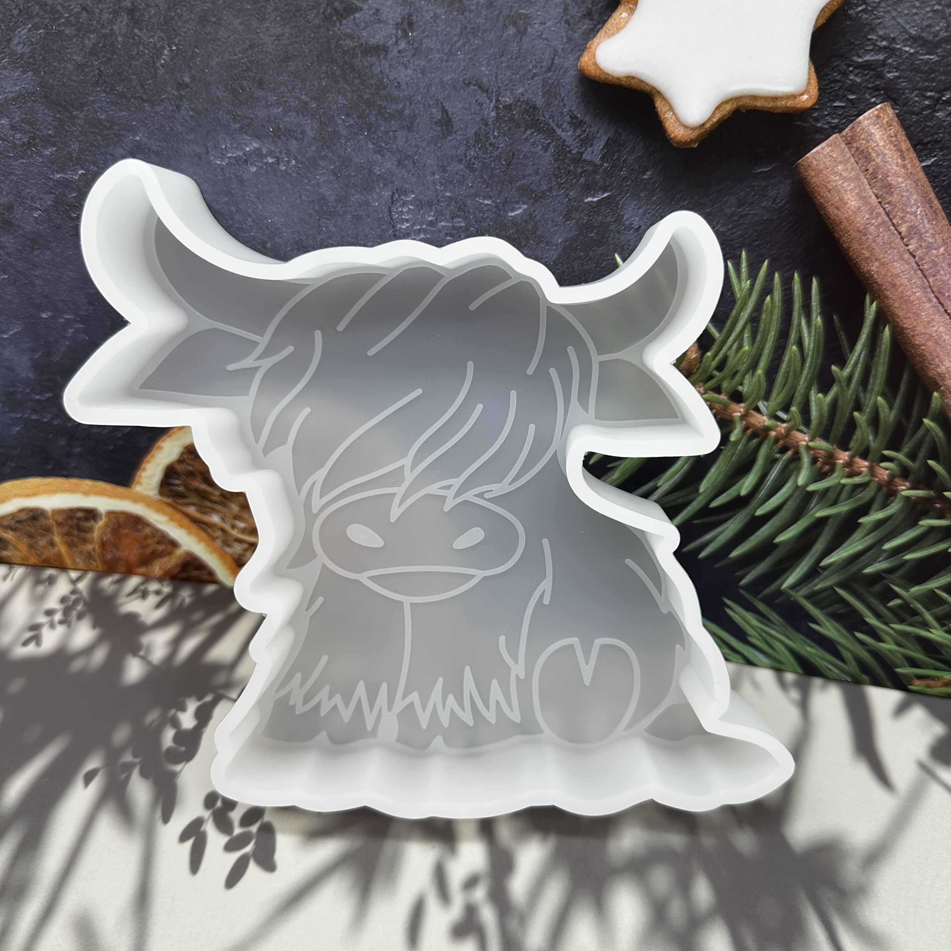 

1pc Adorable Highland Cow Silicone Resin Casting Mold, Irregular Shape Candle Holder Decorative Silicone Mold For Diy Crafts, Plaster And Wax