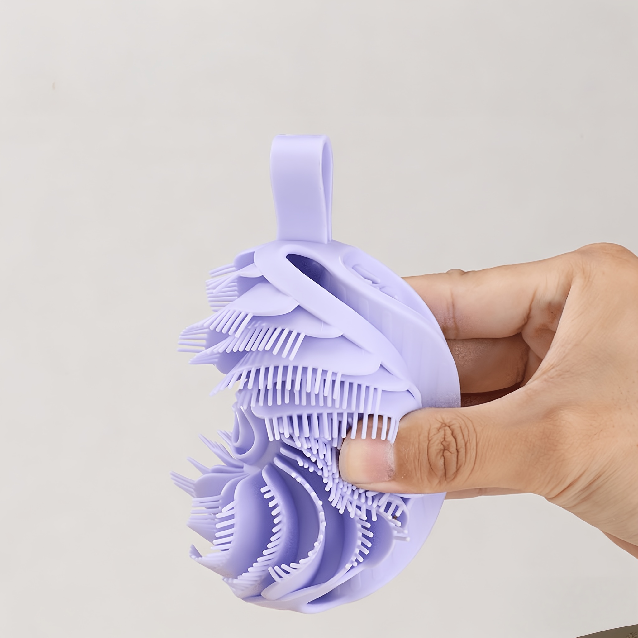 Hair Washing Brush, Hangable Shower Brush for Deep Cleaning