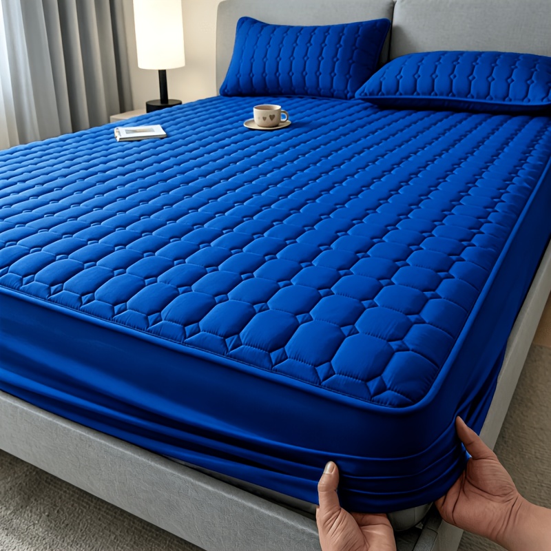 TEMU 1pc High Quality Non-slip All Season Mattress Protector, 15.75 Inches Deep Pocket, Solid Color Quilted Bed, Machine Washable, Suitable For