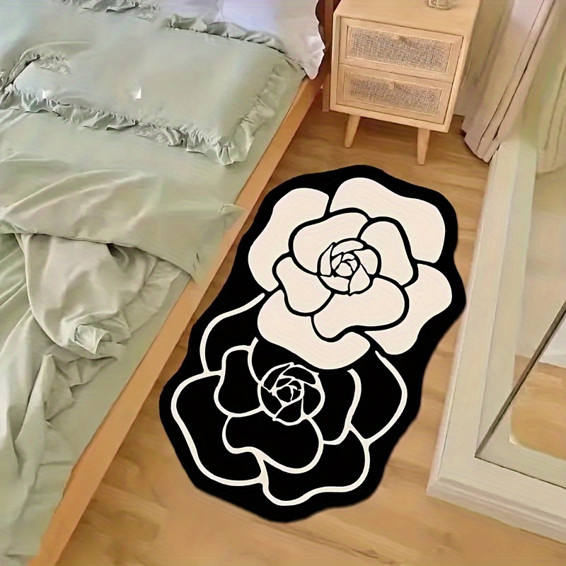 

Chic Black & White Floral Cashmere Area Rug - Non-slip, Washable, Bedroom & Living Room Decor